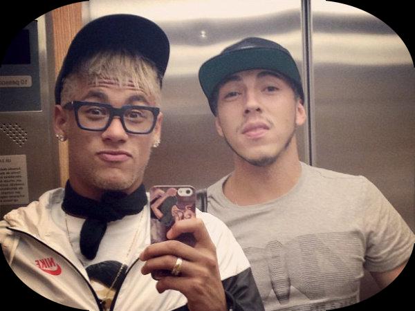 selfie with neymar !!