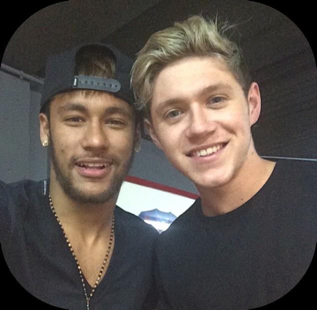 selfie with neymar !!